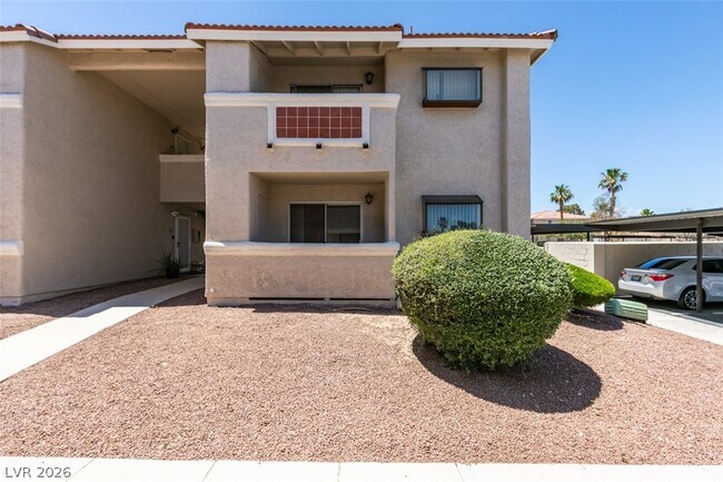 Building Photo - 7300 W Pirates Cove Rd