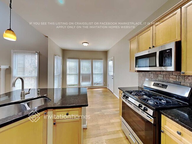 Building Photo - 117 Chickory Ln