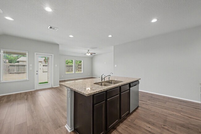 Building Photo - 18287 Woodpecker Trl
