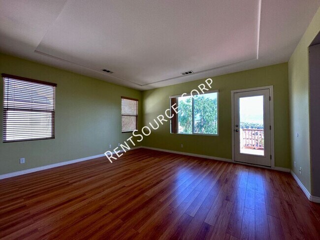 Building Photo - 28479 Falcon Crest Dr