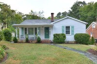 Building Photo - Highly Desirable Trinity Park