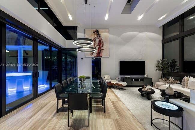 Building Photo - 528 Lakeview Ct