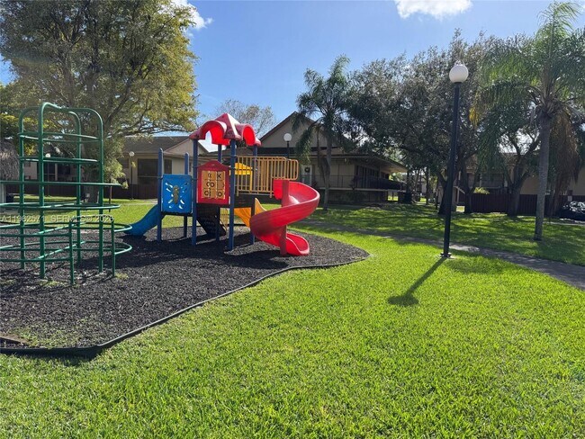 Building Photo - 11289 SW 88th St