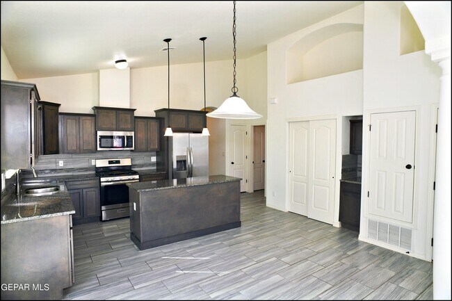 Building Photo - 781 Croxdale St