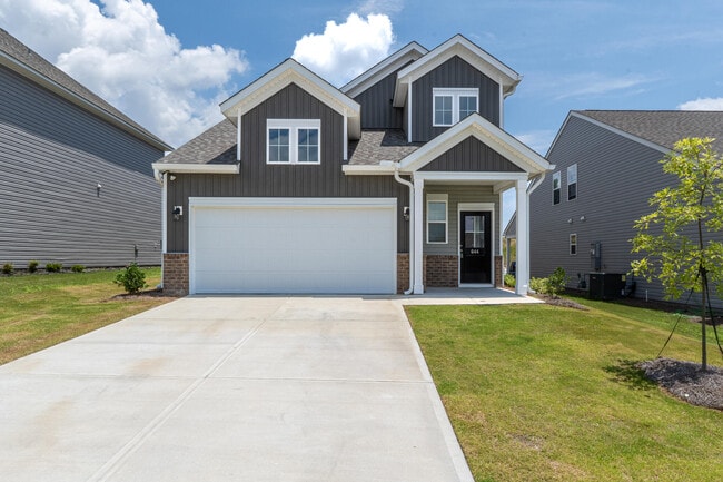 Primary Photo - 644 Manitou Cir