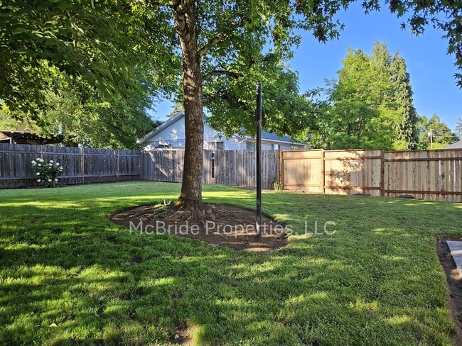 Building Photo - 260 N Knights Bridge Rd