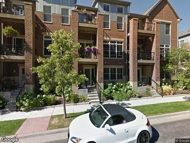 Primary Photo - 2 Bedroom, 4 Bath Townhouse in a Great Riv...