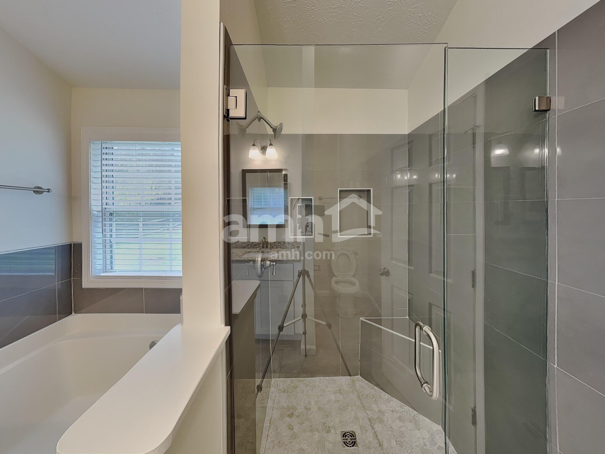 Building Photo - 1755 Heatherton Rd