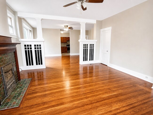 Building Photo - 6608 Dalzell Pl