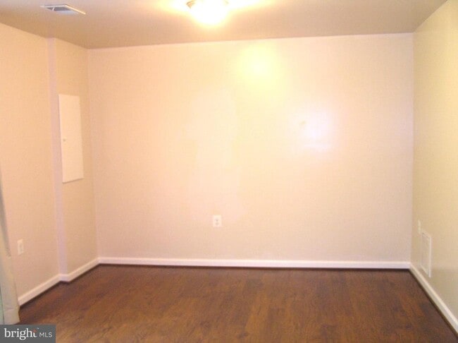 Building Photo - 10053 Chestnut Wood Ln
