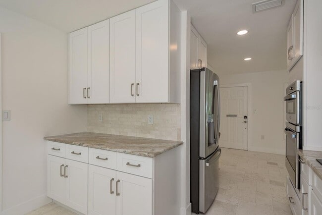 Building Photo - 4845 Shell Stream Blvd