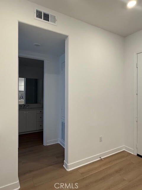 Building Photo - 425 Mulligan