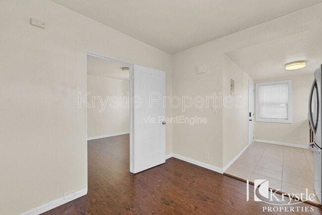 Building Photo - 1340 Farrell St