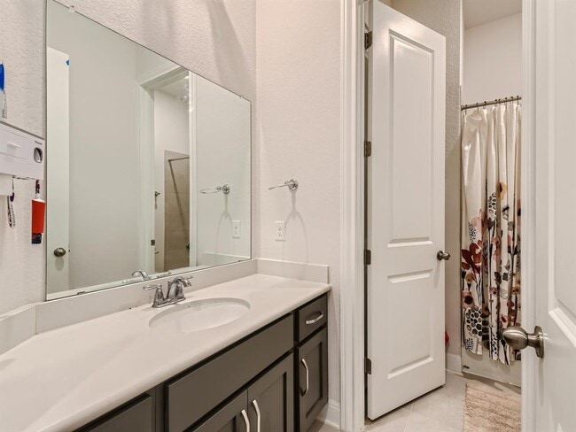 Building Photo - 19404 Fernando Trl