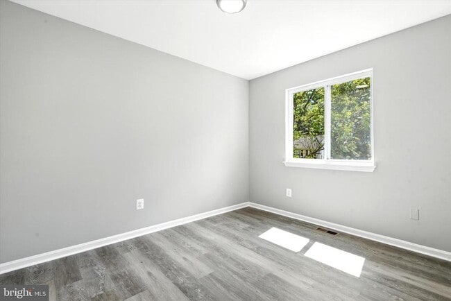 Building Photo - 1061 Berkley Dr