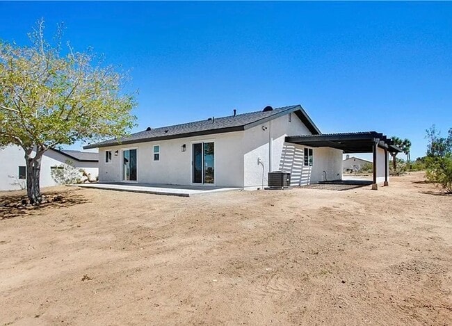 Building Photo - **$200 MOVE IN SPECIAL!