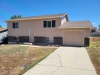 Building Photo - 4 Bed 2 Bath Allowing Pets - Available Now! - MileStone RES