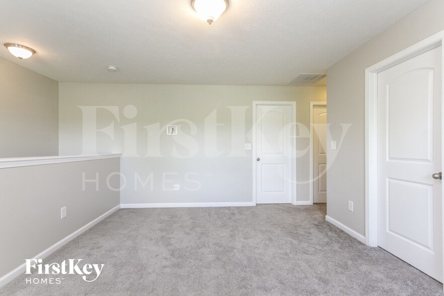 Building Photo - 3214 S Dendle Dr