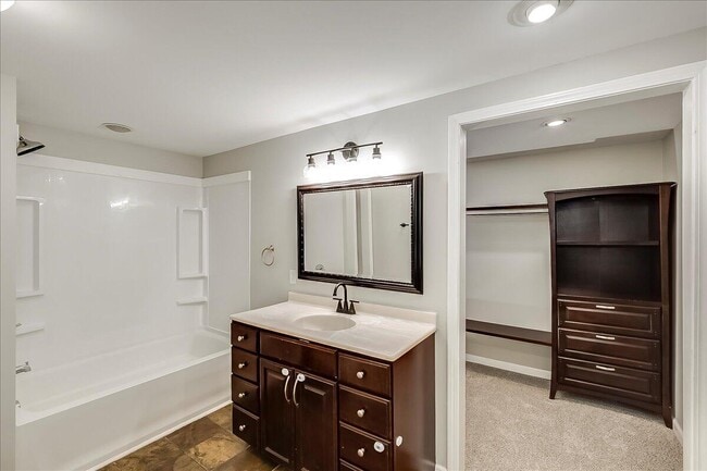 Building Photo - 1120 Liberty Rd