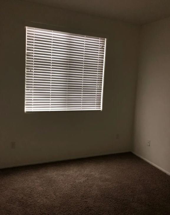 Building Photo - 10450 S Cutting Horse Dr