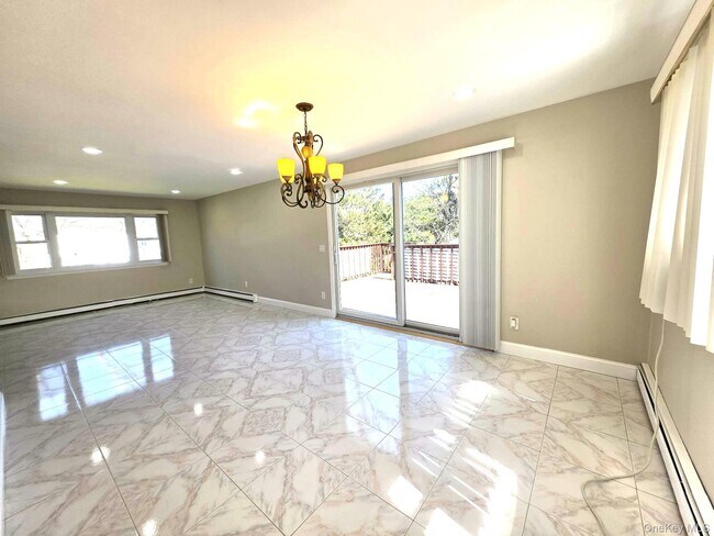 Building Photo - 308 Browns Rd