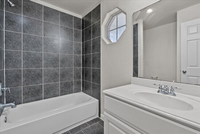 Building Photo - 2834 Arica Ln