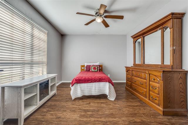 Building Photo - 5913 Lake Hubbard Pkwy