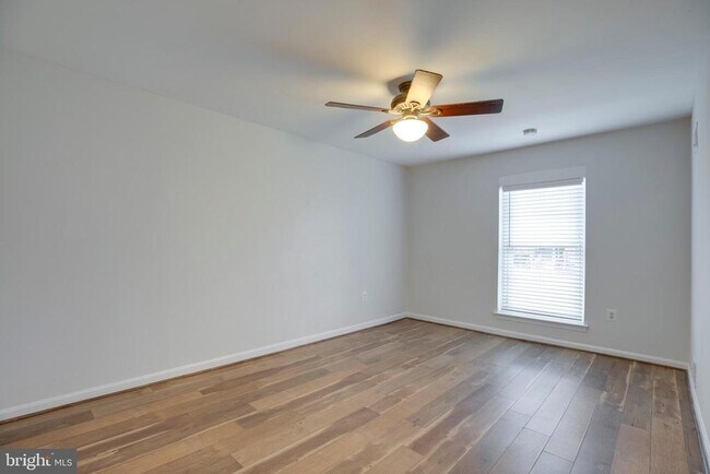 Building Photo - 6421 Birch Leaf Ct