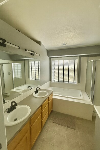 Building Photo - 7312 W 21st St