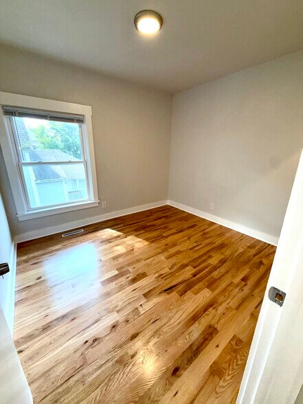 Bedroom 4 - 1801 Lyons St