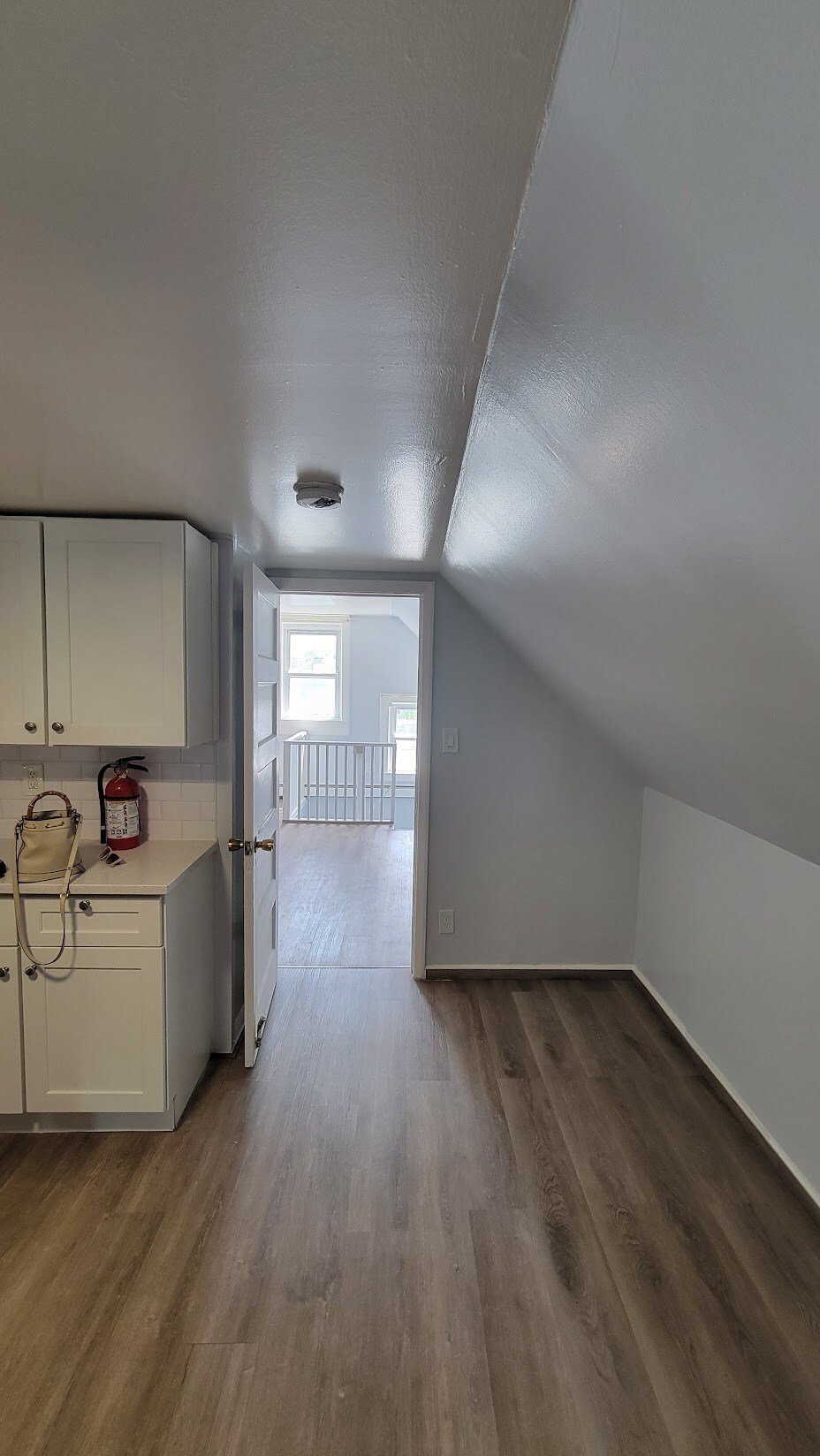 Building Photo - 397 Clifton Ave