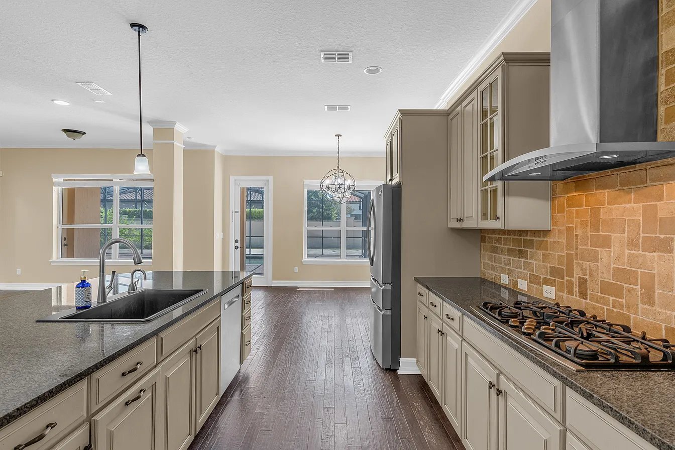 Building Photo - 7231 Sangalla Dr