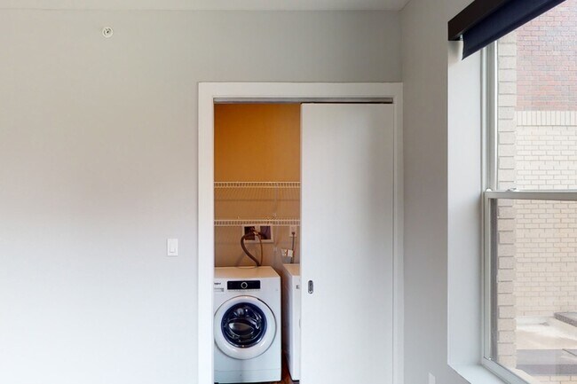 Floorplan - 520 E Armour