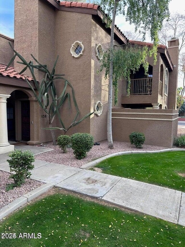 Primary Photo - 6945 E Cochise Rd