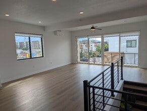 Building Photo - 44 W Iko Ave