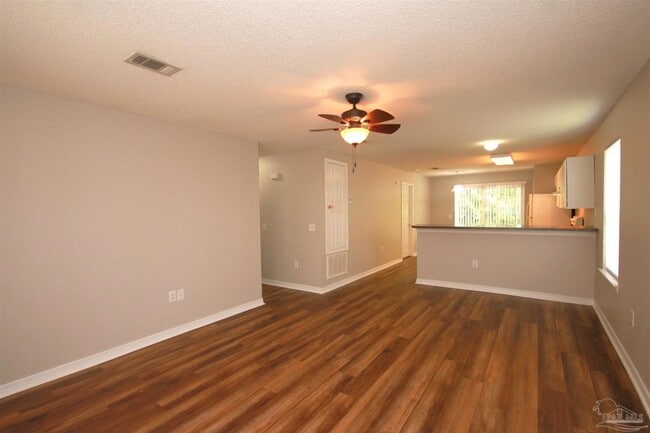 Building Photo - 1077 Antigua Cir