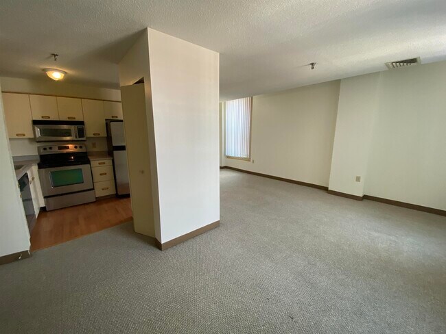 Building Photo - 30 Hanover St