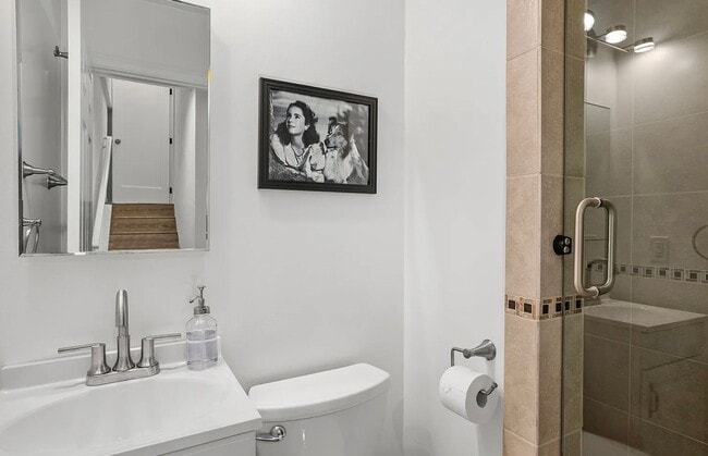 Building Photo - 33672 Chula Vista Ave