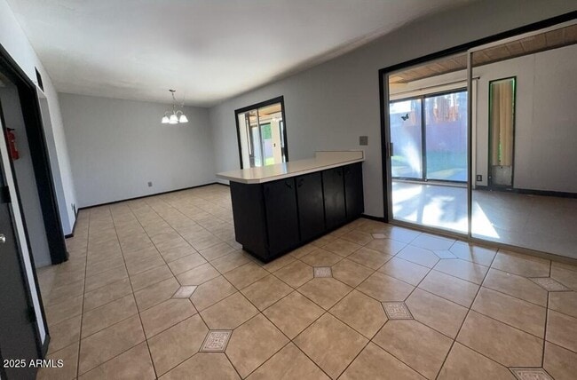 Building Photo - 4702 Pso Del Rico