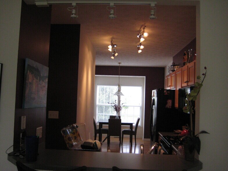 Building Photo - 3829 Taft Ave