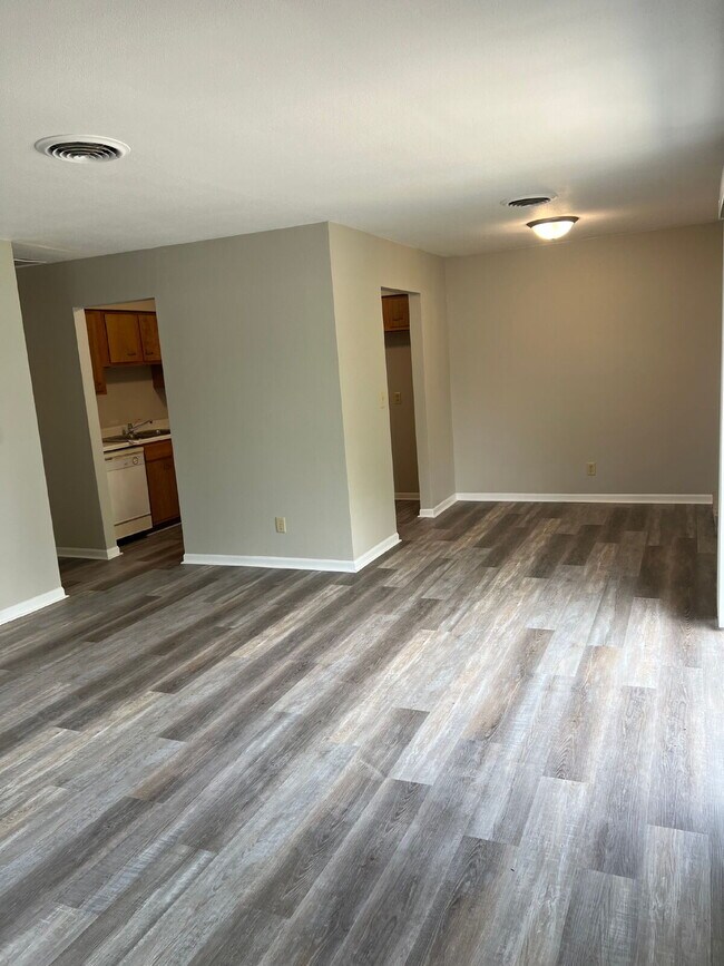 Building Photo - “Up Where We Belong” — 2 Bed with Balcony Living