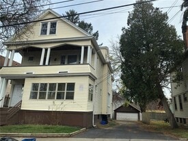 Building Photo - 407 Westmoreland Ave