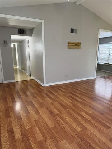 Building Photo - 505 Pico St