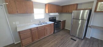 Building Photo - 2942 Algernon Cir