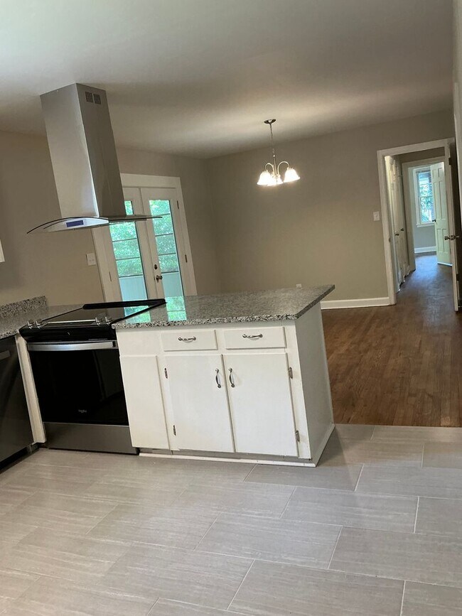 Building Photo - Now Available! Newly Renovated 3 BR/2 BA i...