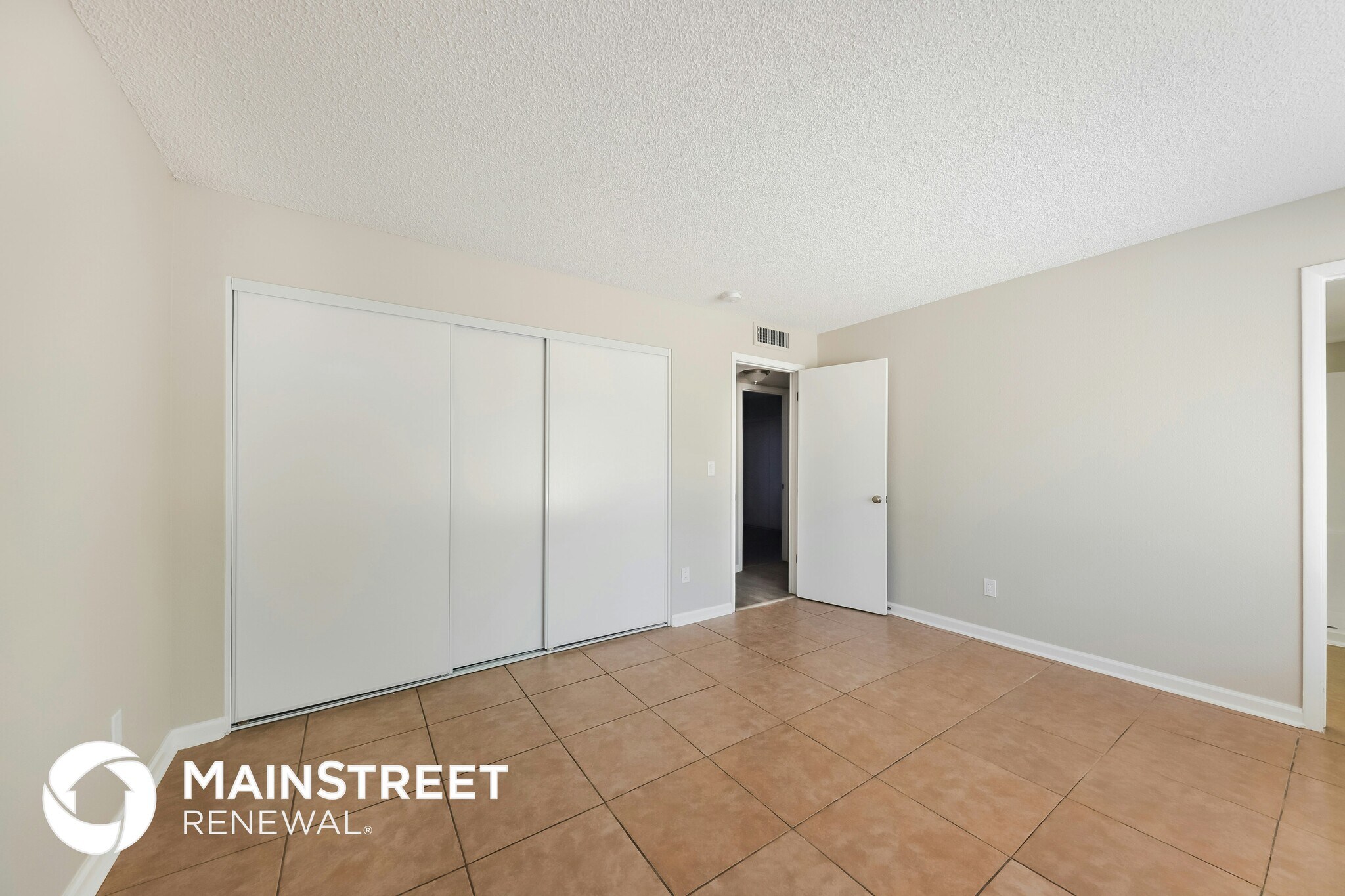 Building Photo - 10237 N 45th Ave