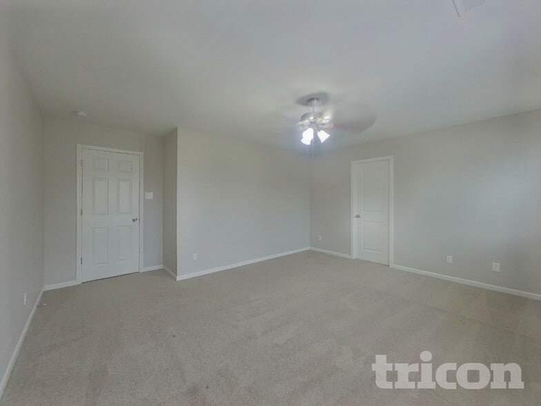 Building Photo - 907 Swearngan Ridge Ct