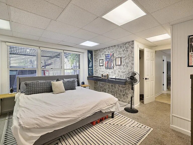 Building Photo - 436 Foothill Dr