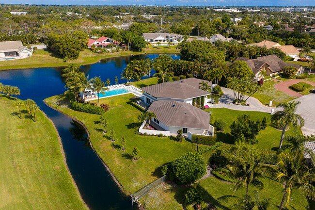 Building Photo - 3521 Glenwood Ct