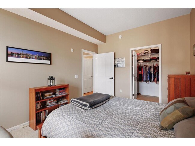 Building Photo - 4730 Park Commons Dr